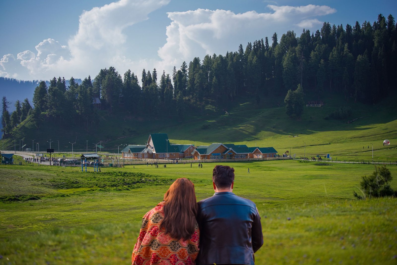 KASHMIR HONEYMOON AND COUPLE TOUR PACKAGES